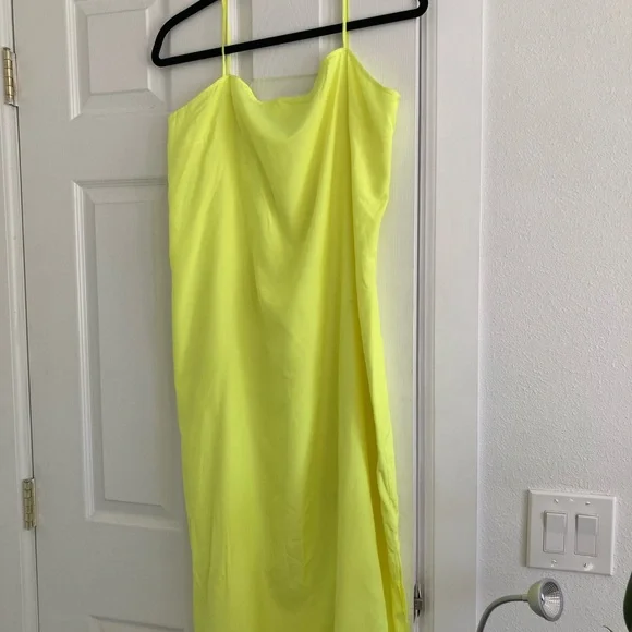 lou and grey slip dress Vince Camuto Sleeveless Tie Halter Neck Ruffle Satin Gown main image 0